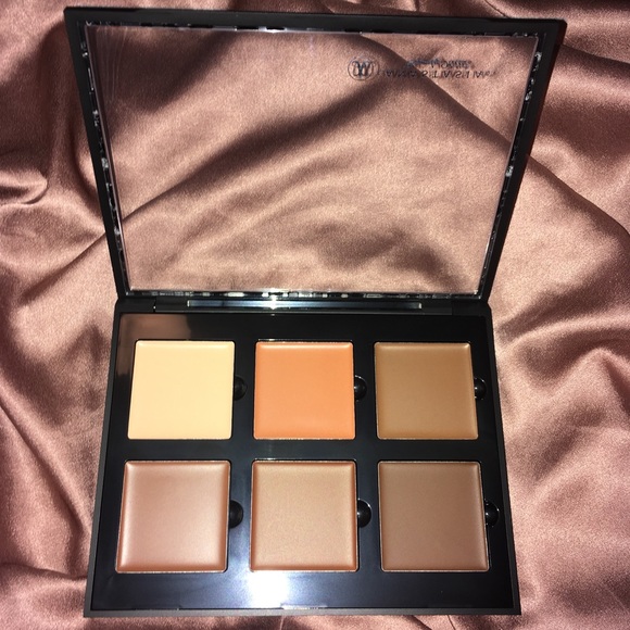 Anastasia Beverly Hills Cream Contour Kit - Picture 4 of 4